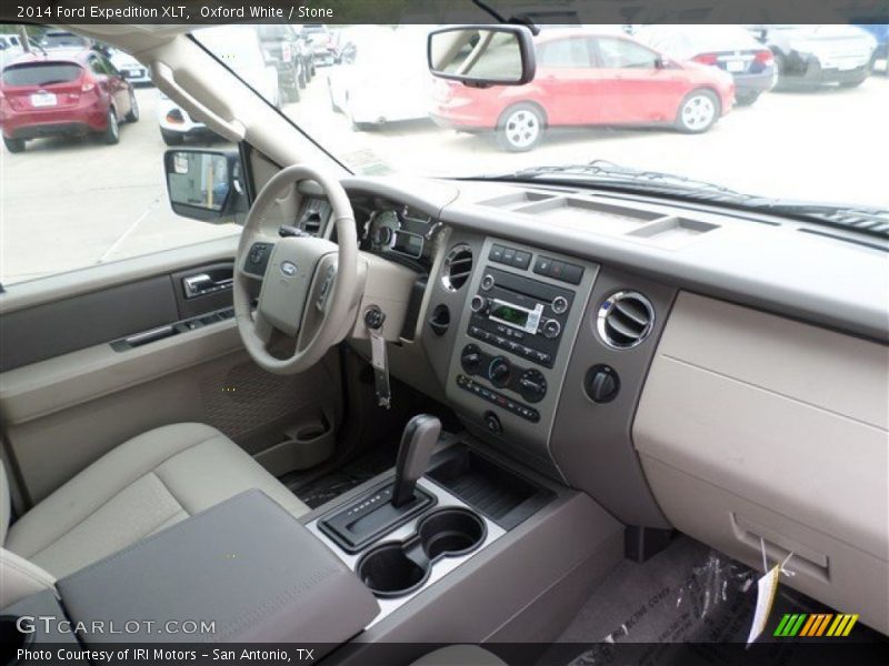 Oxford White / Stone 2014 Ford Expedition XLT
