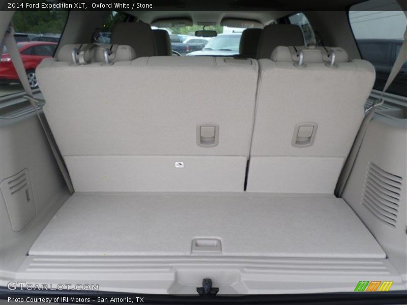 Oxford White / Stone 2014 Ford Expedition XLT
