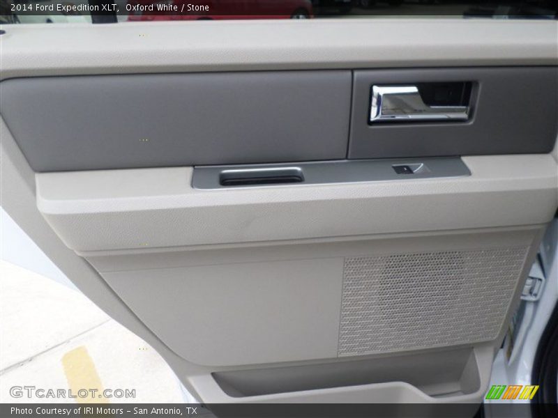 Oxford White / Stone 2014 Ford Expedition XLT