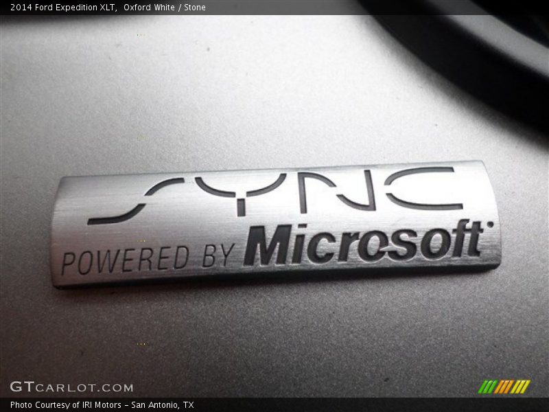 Oxford White / Stone 2014 Ford Expedition XLT