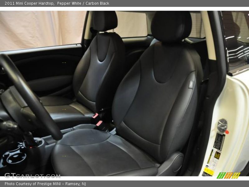 Pepper White / Carbon Black 2011 Mini Cooper Hardtop
