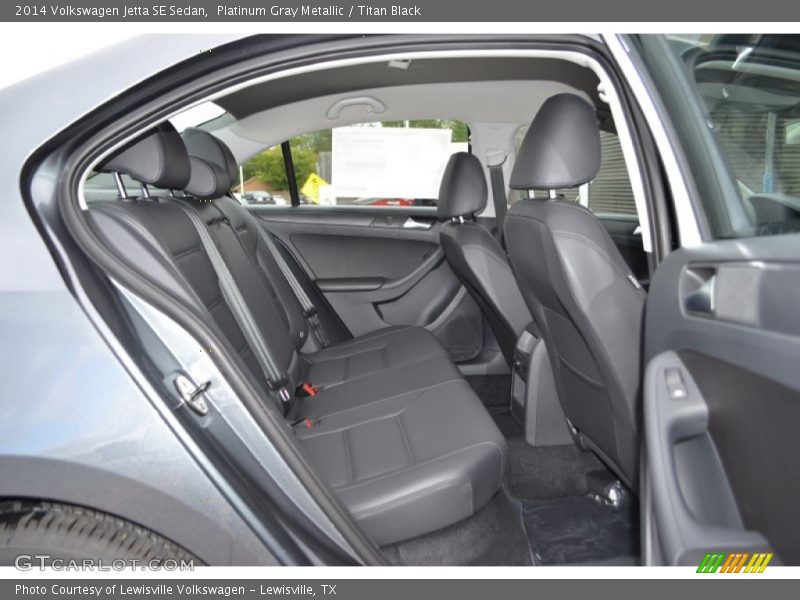 Platinum Gray Metallic / Titan Black 2014 Volkswagen Jetta SE Sedan