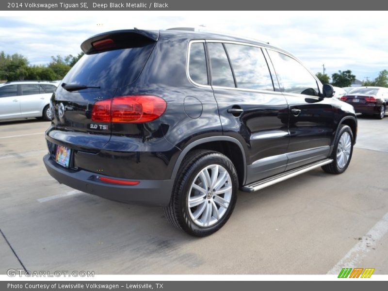 Deep Black Metallic / Black 2014 Volkswagen Tiguan SE