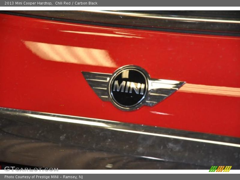 Chili Red / Carbon Black 2013 Mini Cooper Hardtop
