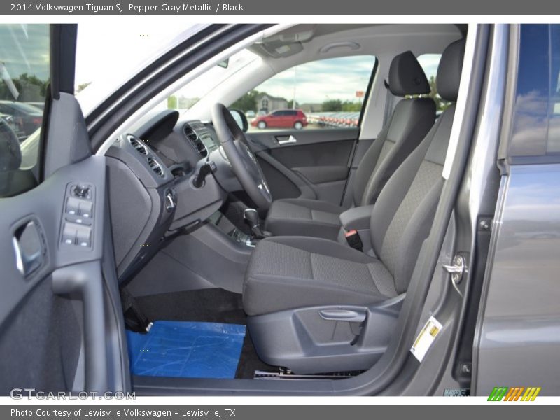 Pepper Gray Metallic / Black 2014 Volkswagen Tiguan S