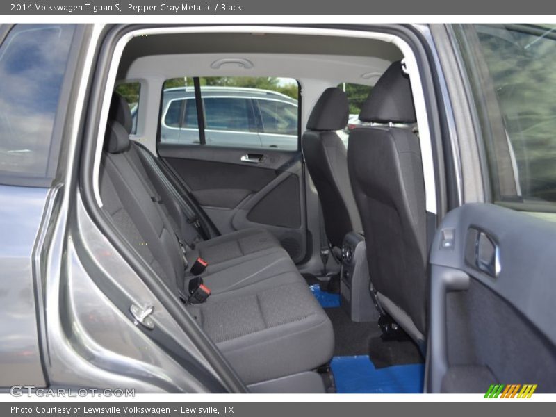 Pepper Gray Metallic / Black 2014 Volkswagen Tiguan S