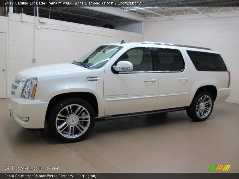 Front 3/4 View of 2012 Escalade Premium AWD