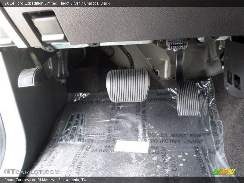 Ingot Silver / Charcoal Black 2014 Ford Expedition Limited