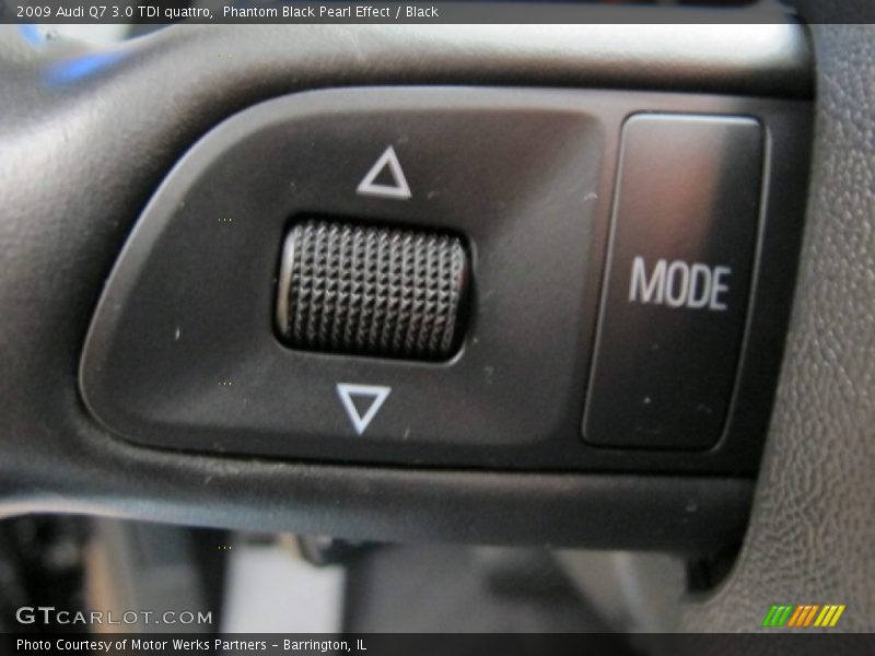Phantom Black Pearl Effect / Black 2009 Audi Q7 3.0 TDI quattro