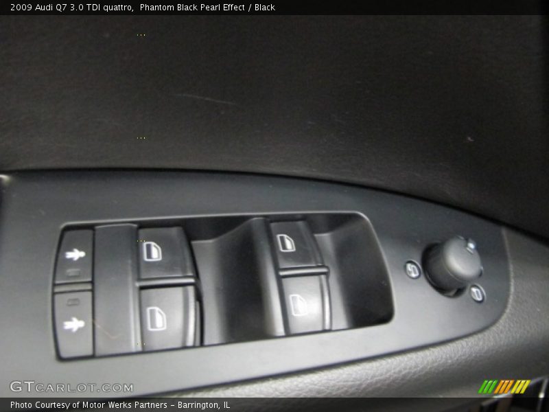 Phantom Black Pearl Effect / Black 2009 Audi Q7 3.0 TDI quattro