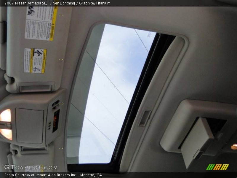 Silver Lightning / Graphite/Titanium 2007 Nissan Armada SE