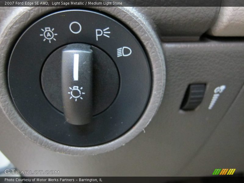 Light Sage Metallic / Medium Light Stone 2007 Ford Edge SE AWD