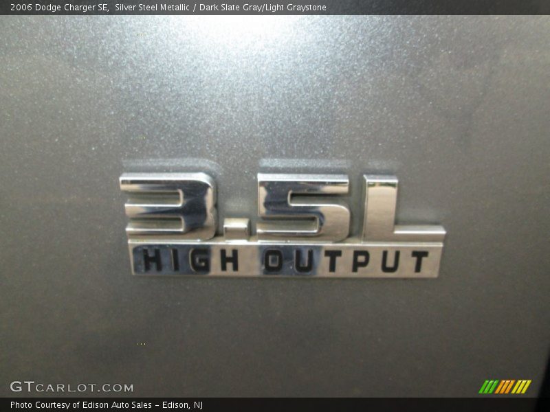 Silver Steel Metallic / Dark Slate Gray/Light Graystone 2006 Dodge Charger SE