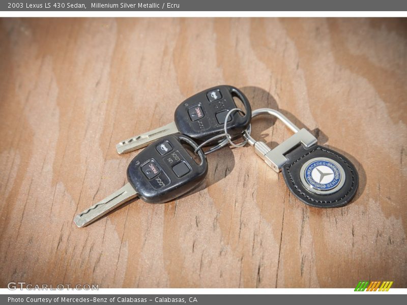 Keys of 2003 LS 430 Sedan