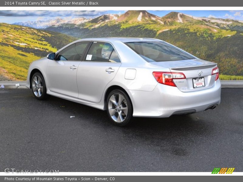 Classic Silver Metallic / Black 2014 Toyota Camry SE