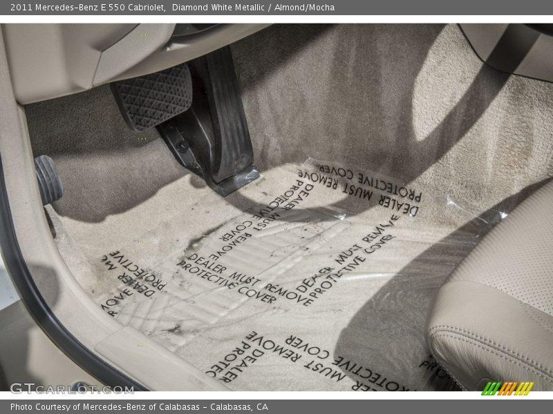 Diamond White Metallic / Almond/Mocha 2011 Mercedes-Benz E 550 Cabriolet