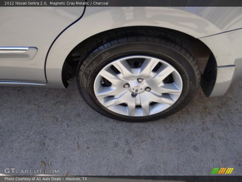 Magnetic Gray Metallic / Charcoal 2012 Nissan Sentra 2.0