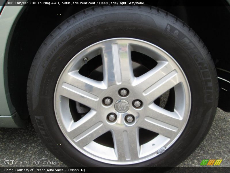  2006 300 Touring AWD Wheel