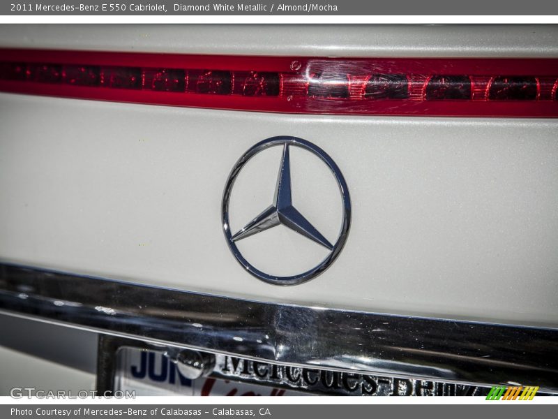 Diamond White Metallic / Almond/Mocha 2011 Mercedes-Benz E 550 Cabriolet