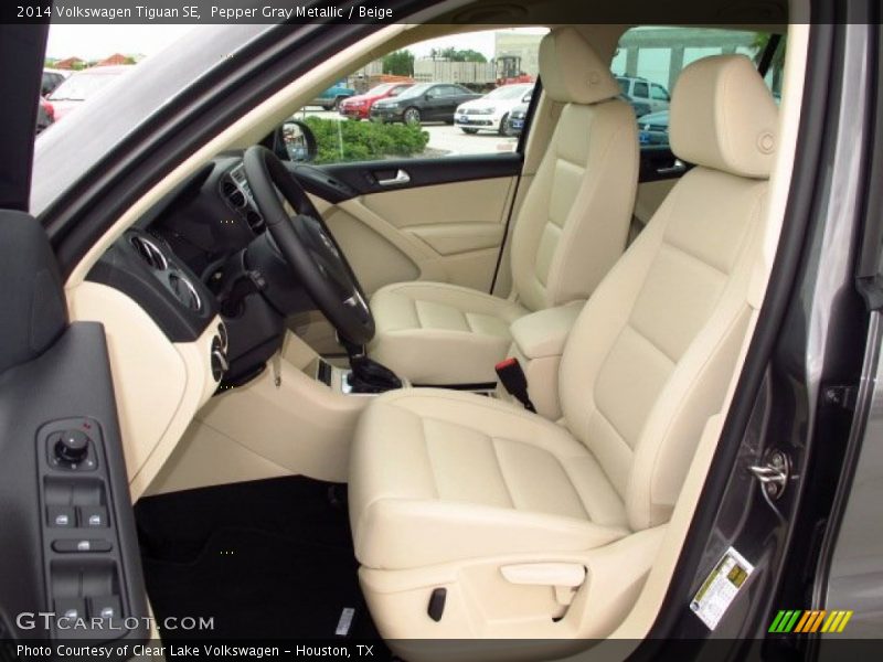 Pepper Gray Metallic / Beige 2014 Volkswagen Tiguan SE