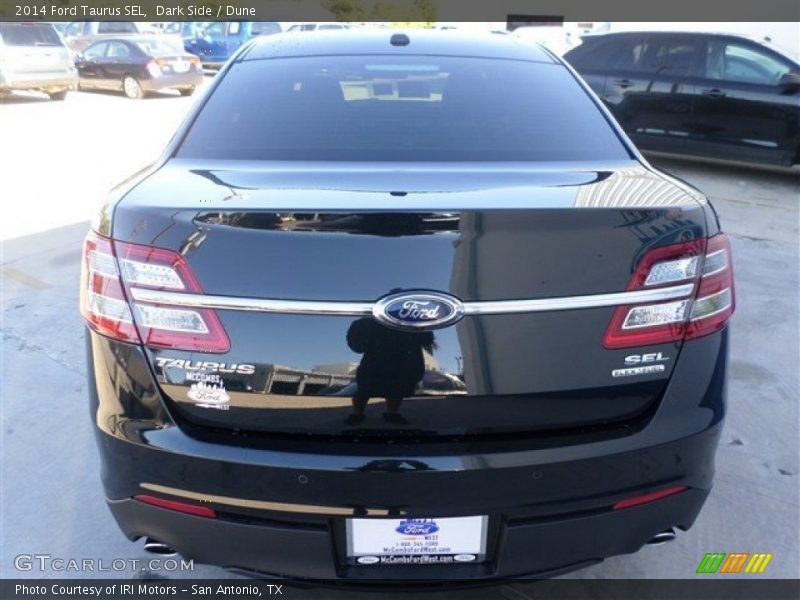 Dark Side / Dune 2014 Ford Taurus SEL