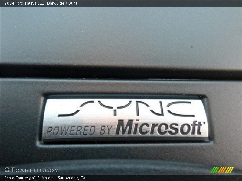 Dark Side / Dune 2014 Ford Taurus SEL