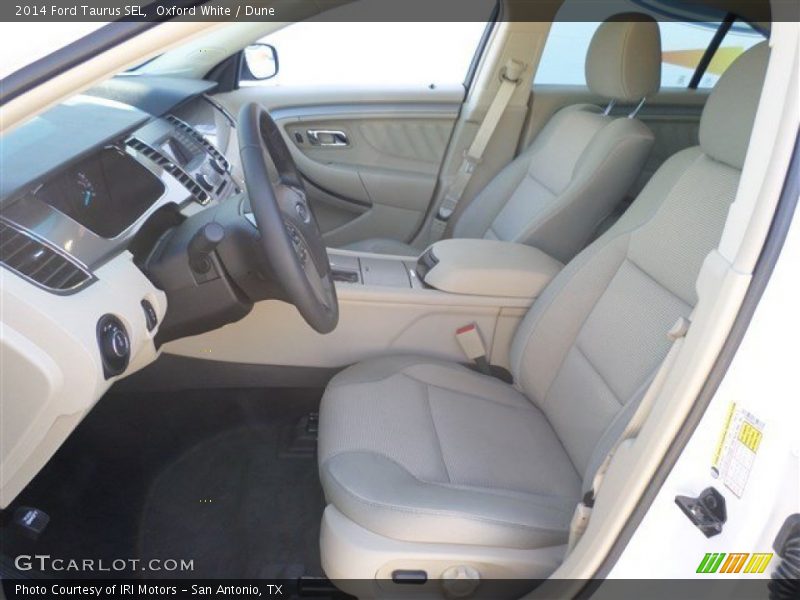 Oxford White / Dune 2014 Ford Taurus SEL
