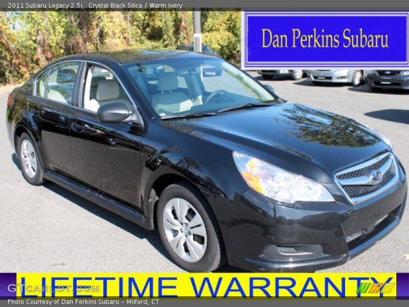 Crystal Black Silica / Warm Ivory 2011 Subaru Legacy 2.5i