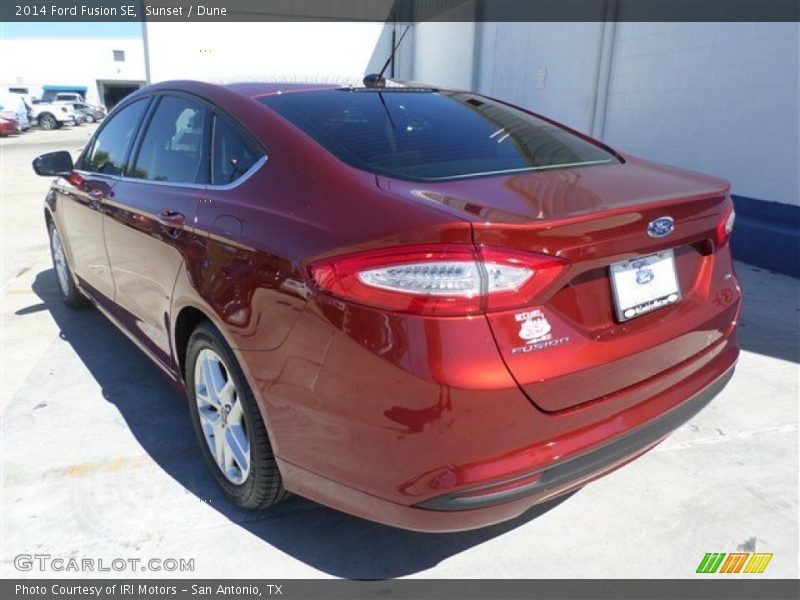 Sunset / Dune 2014 Ford Fusion SE