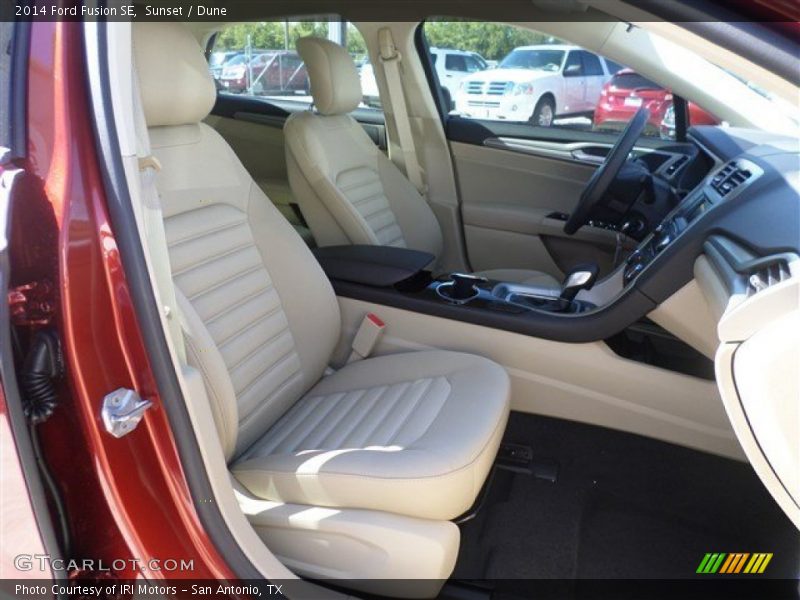 Sunset / Dune 2014 Ford Fusion SE