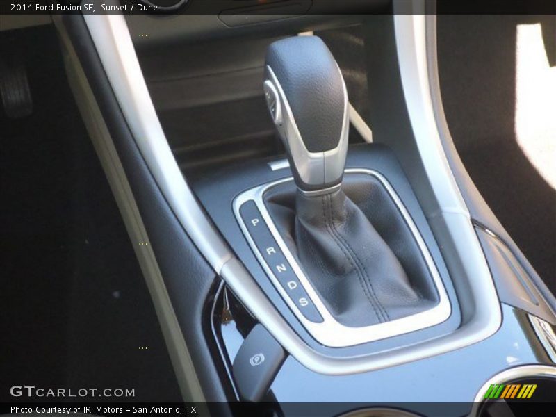 Sunset / Dune 2014 Ford Fusion SE