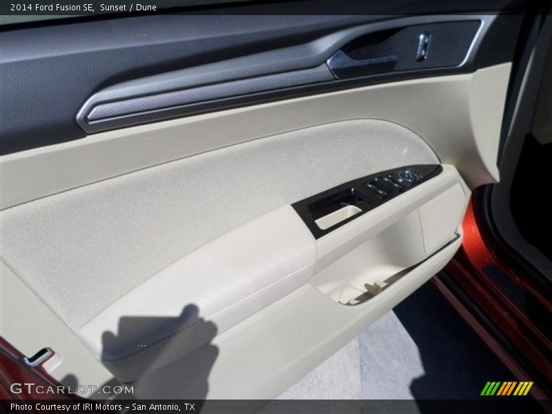 Sunset / Dune 2014 Ford Fusion SE