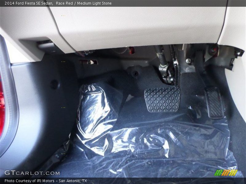 Race Red / Medium Light Stone 2014 Ford Fiesta SE Sedan