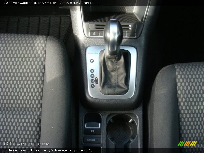 Candy White / Charcoal 2011 Volkswagen Tiguan S 4Motion