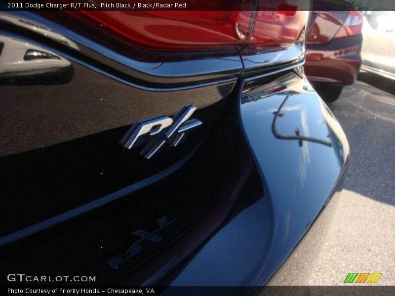 Pitch Black / Black/Radar Red 2011 Dodge Charger R/T Plus