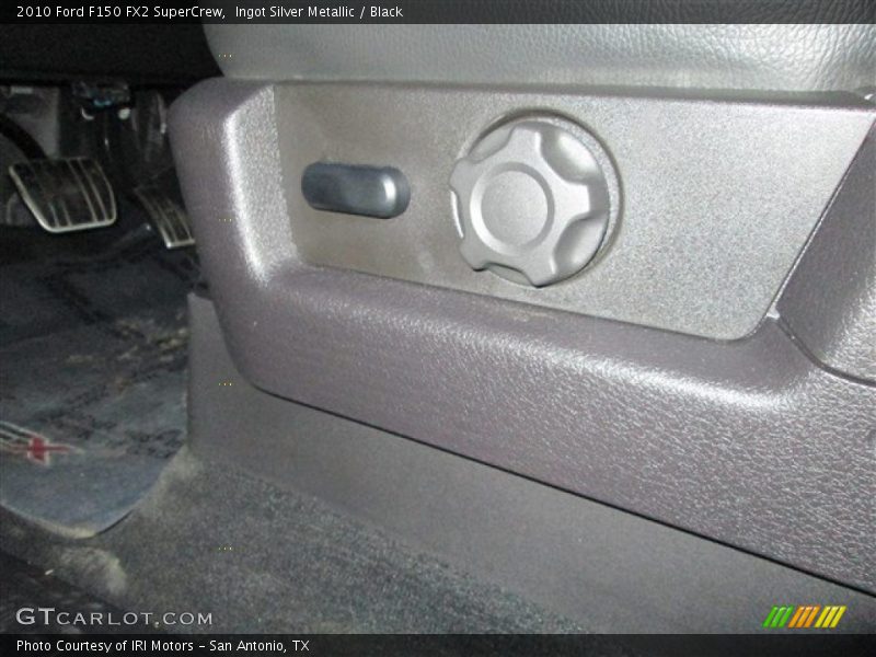 Ingot Silver Metallic / Black 2010 Ford F150 FX2 SuperCrew