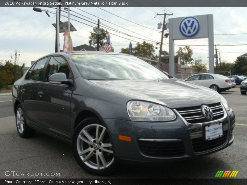 Platinum Grey Metallic / Titan Black 2010 Volkswagen Jetta S Sedan