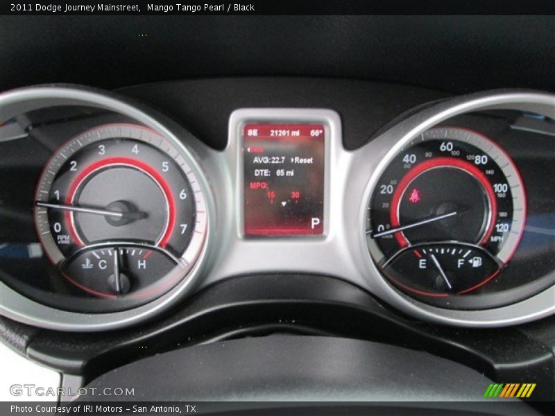 Mango Tango Pearl / Black 2011 Dodge Journey Mainstreet