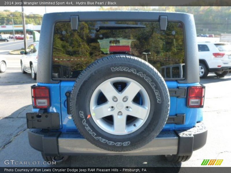 Hydro Blue Pearl / Black 2014 Jeep Wrangler Unlimited Sport 4x4