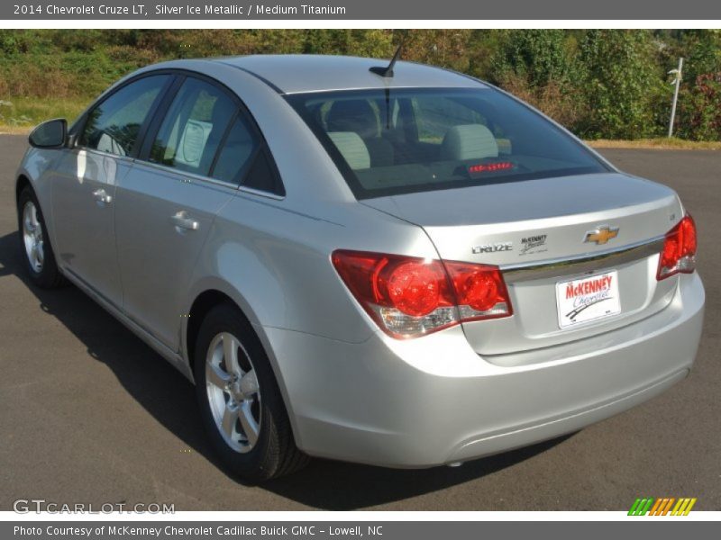 Silver Ice Metallic / Medium Titanium 2014 Chevrolet Cruze LT