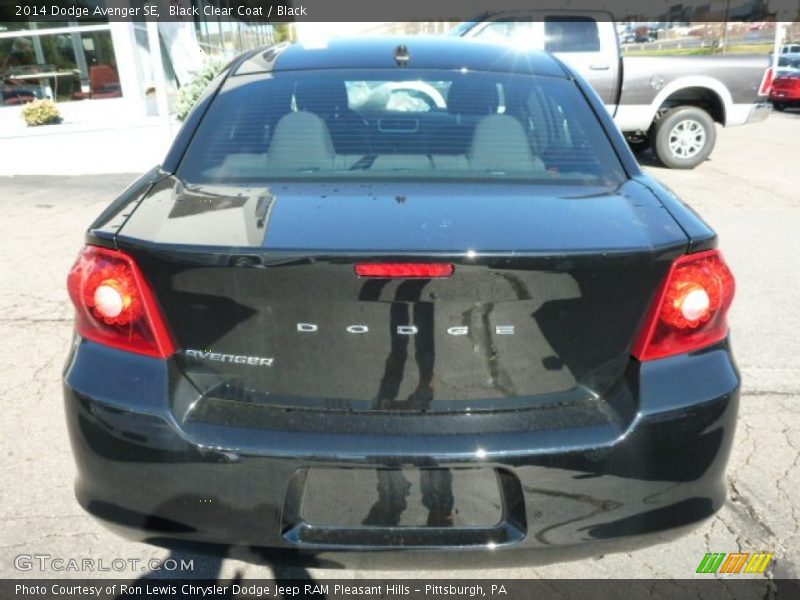Black Clear Coat / Black 2014 Dodge Avenger SE