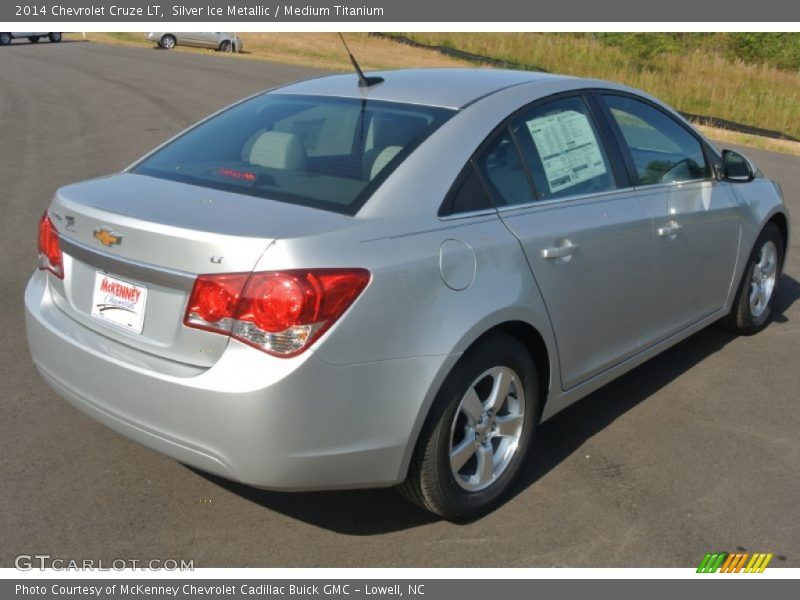 Silver Ice Metallic / Medium Titanium 2014 Chevrolet Cruze LT