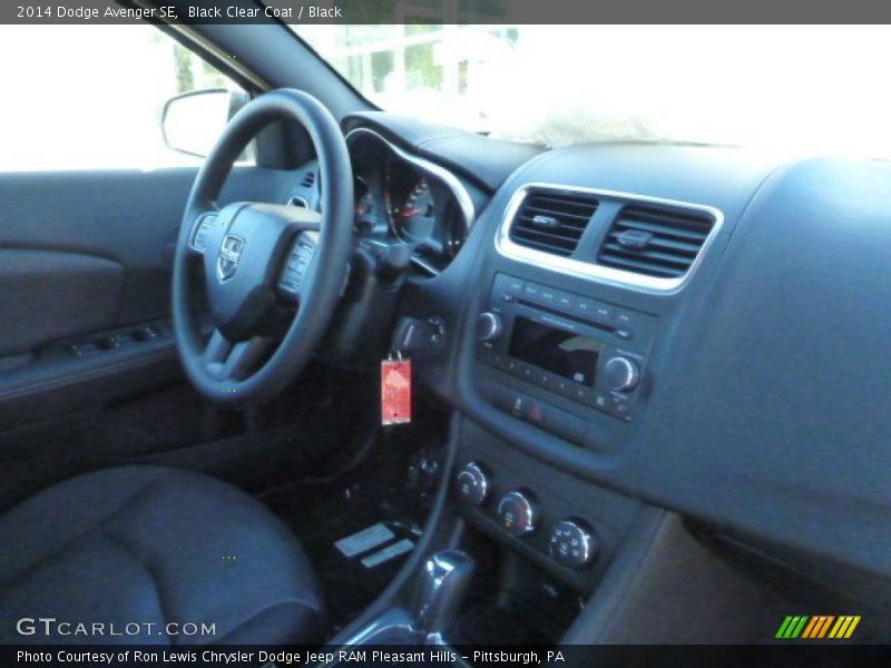 Black Clear Coat / Black 2014 Dodge Avenger SE