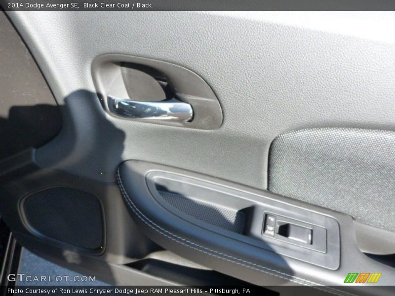 Black Clear Coat / Black 2014 Dodge Avenger SE