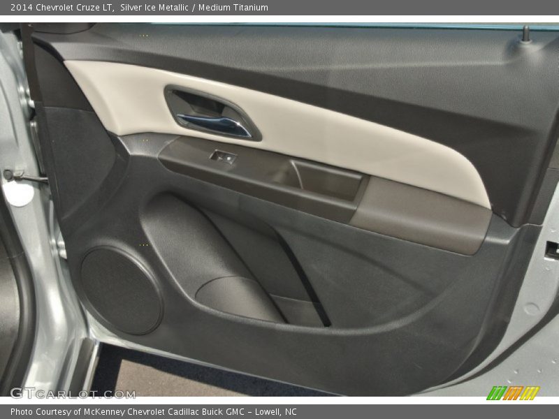 Silver Ice Metallic / Medium Titanium 2014 Chevrolet Cruze LT