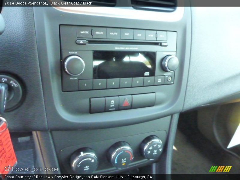 Black Clear Coat / Black 2014 Dodge Avenger SE