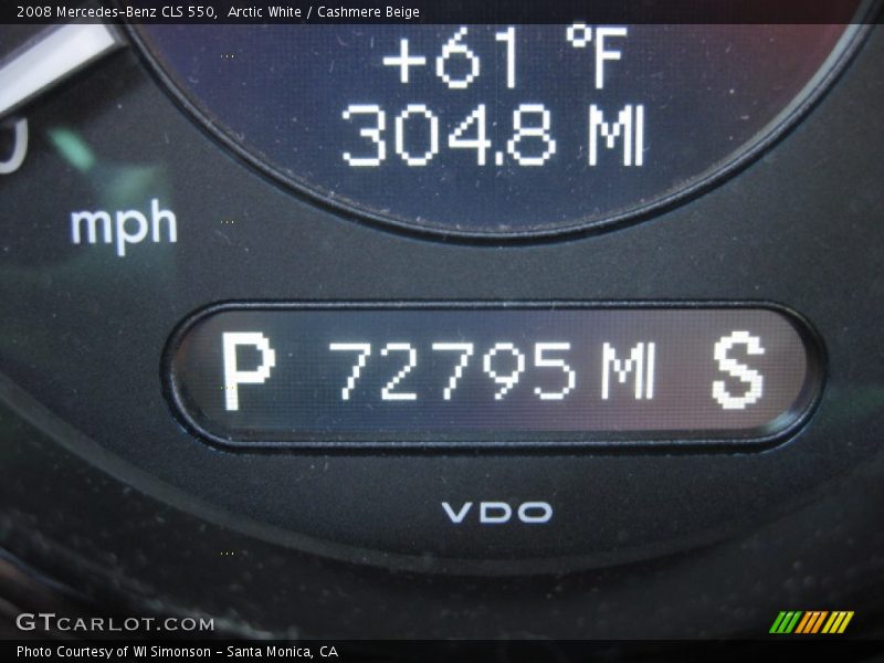 Arctic White / Cashmere Beige 2008 Mercedes-Benz CLS 550