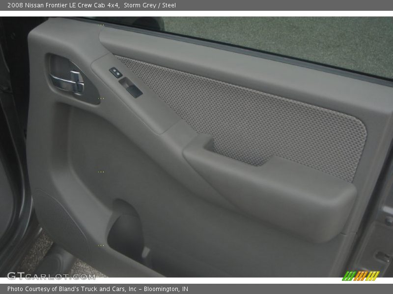 Storm Grey / Steel 2008 Nissan Frontier LE Crew Cab 4x4