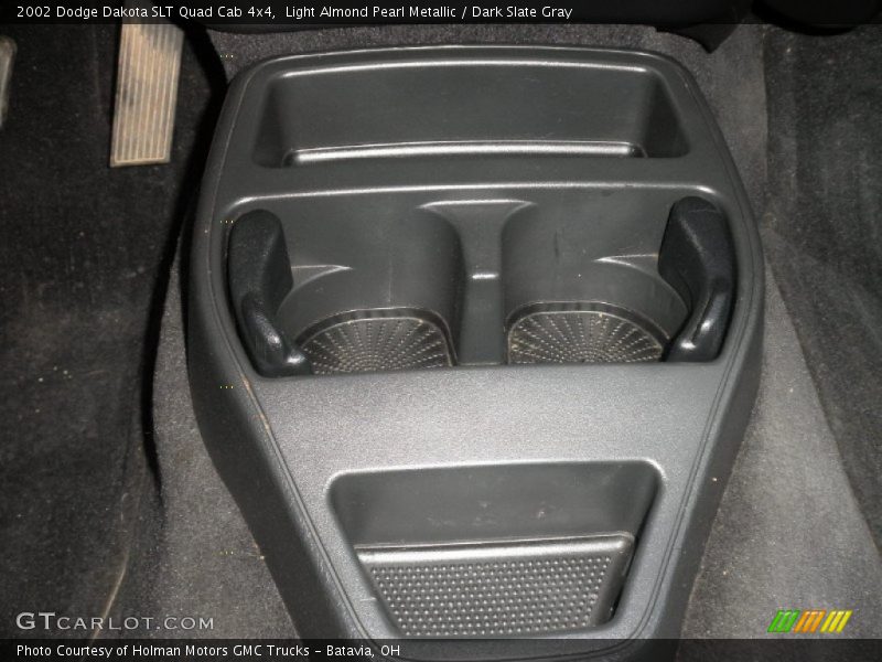 Light Almond Pearl Metallic / Dark Slate Gray 2002 Dodge Dakota SLT Quad Cab 4x4