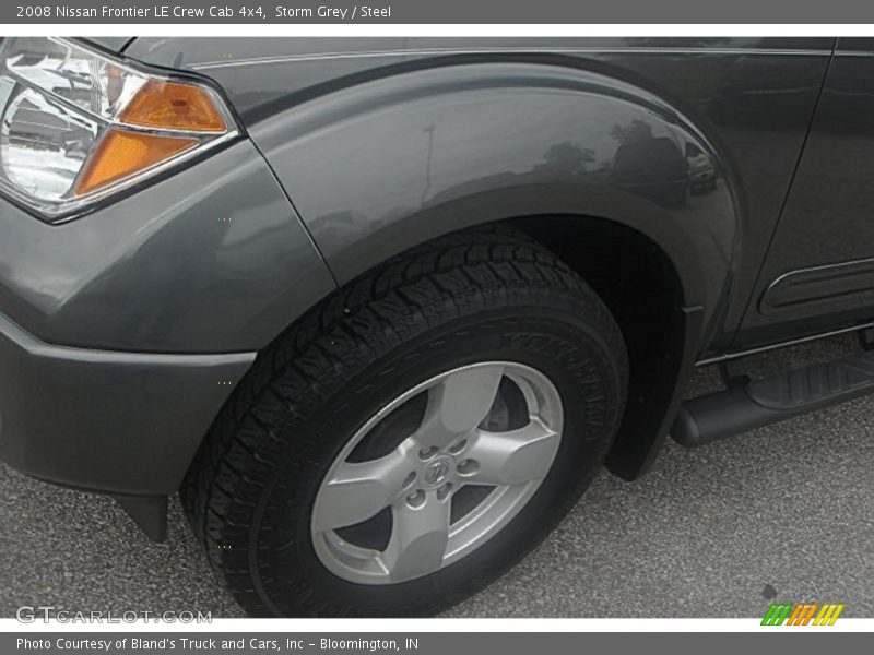 Storm Grey / Steel 2008 Nissan Frontier LE Crew Cab 4x4